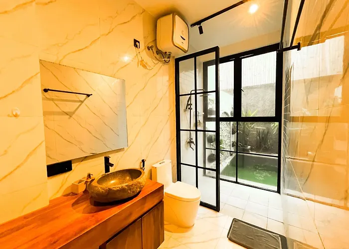 Mikhail * Seminyak